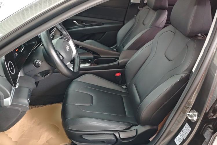 Used Hyundai Elantra 2023 1.5L CVT GLX Elite Edition Left Front Seat
