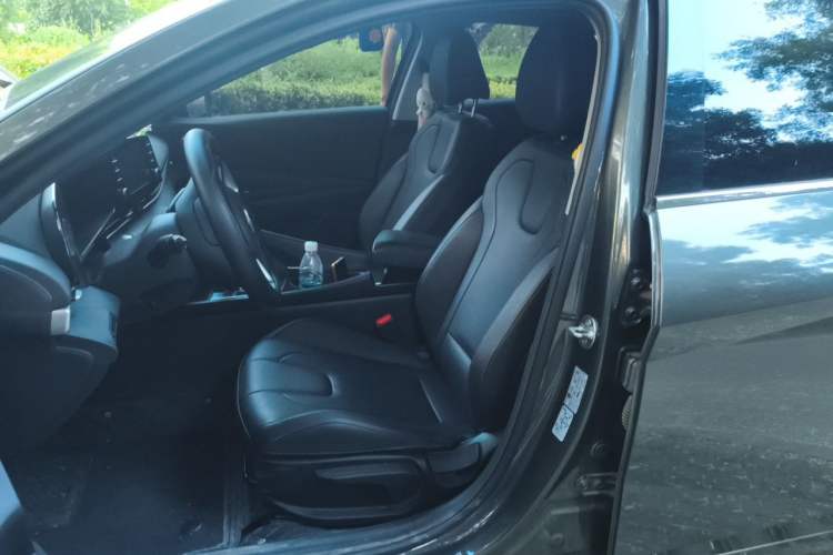 Used Hyundai Elantra 2023 1.5L CVT GLX Elite Edition Left Front Seat