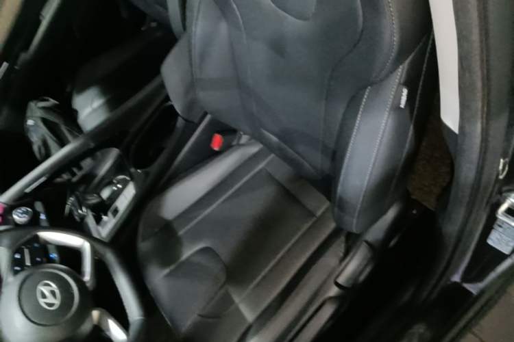 Used Hyundai Elantra 2023 1.5L CVT GLX Elite Edition Left Front Seat