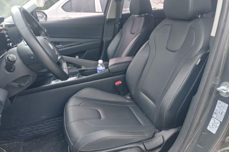 Used Hyundai Elantra 2023 1.5L CVT GLX Elite Edition Left Front Seat