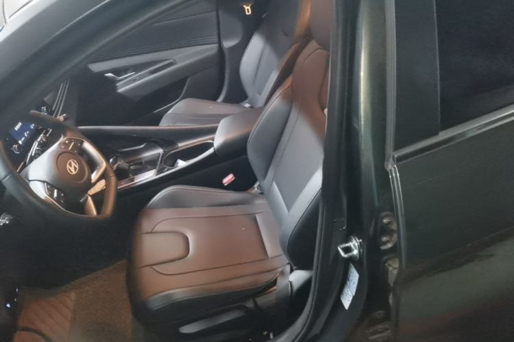 Used Hyundai Elantra 2023 1.5L CVT GLX Elite Edition Left Front Seat