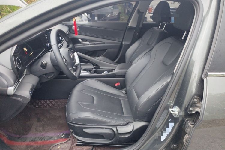 Used Hyundai Elantra 2023 1.5L CVT GLX Elite Edition Left Front Seat