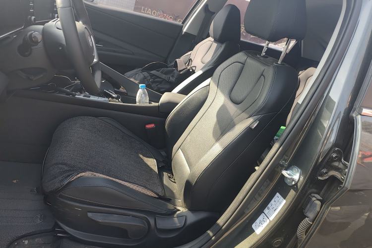 Used Hyundai Elantra 2023 1.5L CVT GLX Elite Edition Left Front Seat