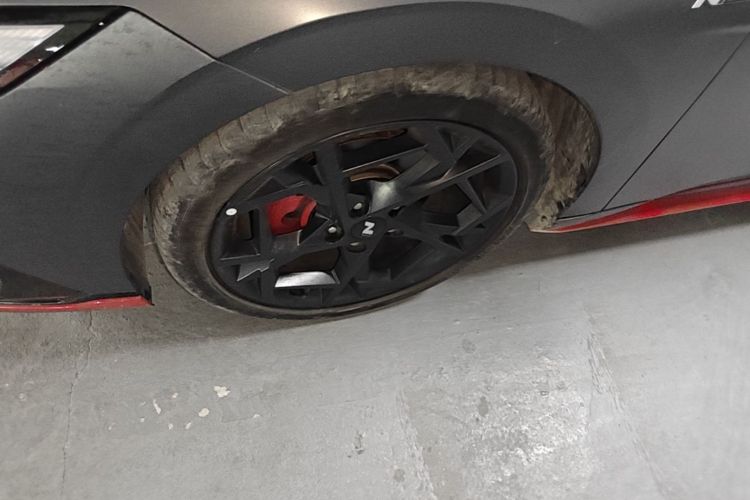 Used Hyundai Elantra 2023 240TGDi DCT N Line LUX Prestige Edition Left Front Wheel Hub