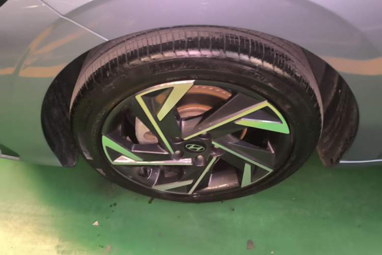 Used Hyundai Elantra 2023 1.5L CVT GLX Elite Edition Left Front Wheel Hub