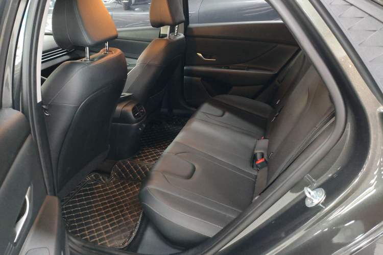 Used Hyundai Elantra 2023 1.5L CVT GLX Elite Edition Left Rear Seat