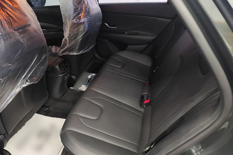 Used Hyundai Elantra 2023 1.5L CVT LUX Prestige Edition Left Rear Seat