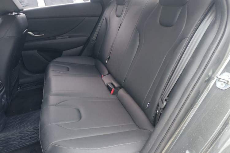 Used Hyundai Elantra 2023 1.5L CVT GLX Elite Edition Left Rear Seat