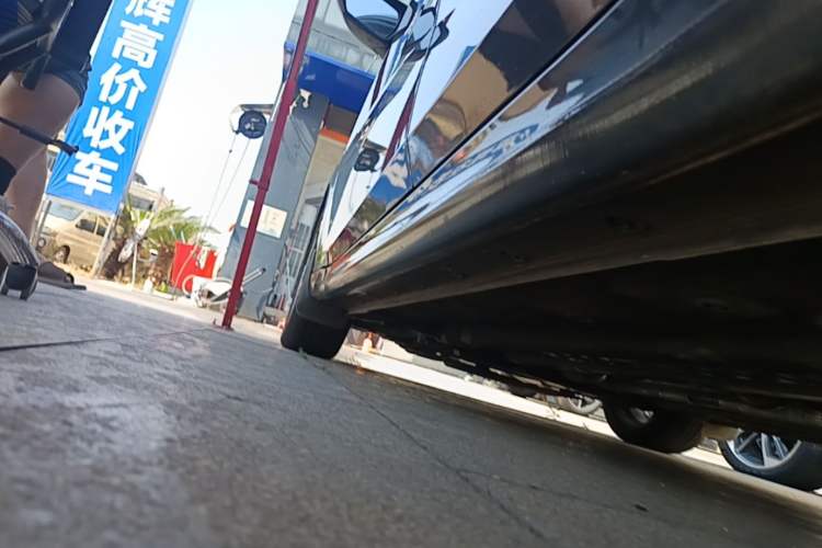 Used Hyundai Elantra 2023 1.5L CVT GLX Elite Edition Left Side Sill