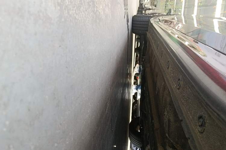 Used Hyundai Elantra 2023 1.5L CVT GLX Elite Edition Left Side Sill