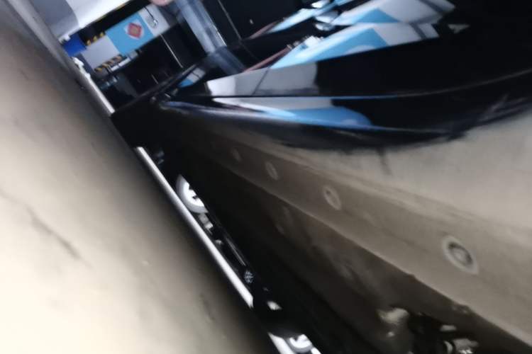 Used Hyundai Elantra 2023 1.5L CVT GLX Elite Edition Left Side Sill