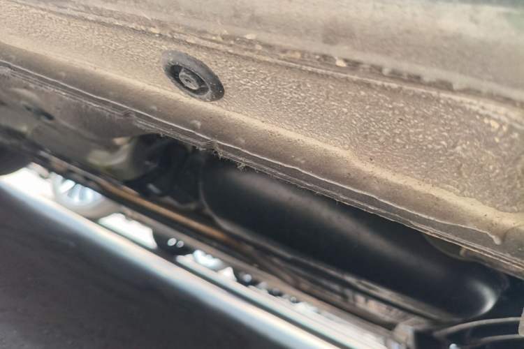 Used Hyundai Elantra 2023 1.5L CVT GLX Elite Edition Left Side Sill