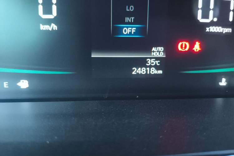 Used Hyundai Elantra 2023 1.5L CVT GLX Elite Edition Odometer Close Up