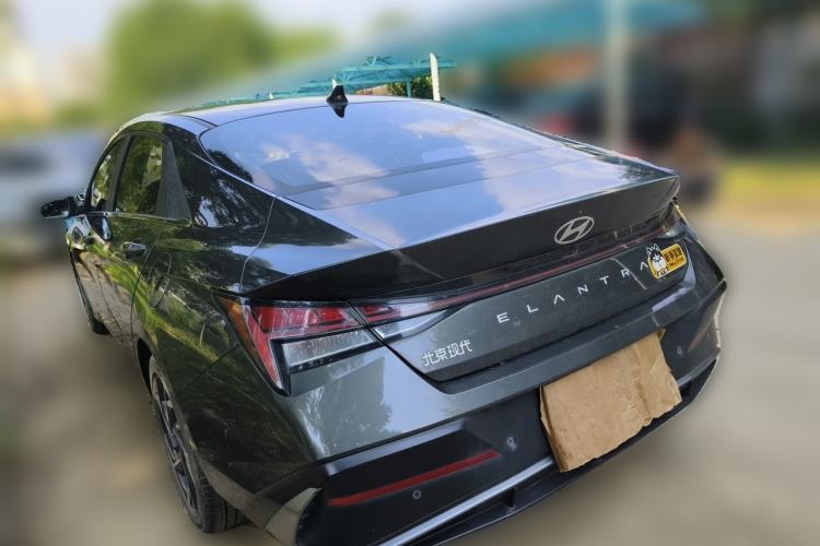 Used Hyundai Elantra 2023 1.5L CVT LUX Prestige Edition Rear Left 45 Deg