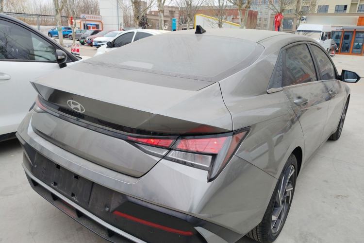 Used Hyundai Elantra 2023 1.5L CVT GLX Elite Edition Rear Right 45 Deg