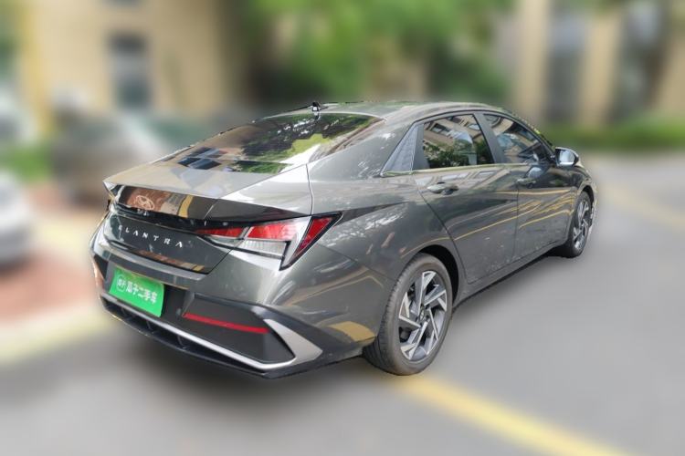 Used Hyundai Elantra 2023 1.5L CVT GLX Elite Edition Rear Right 45 Deg