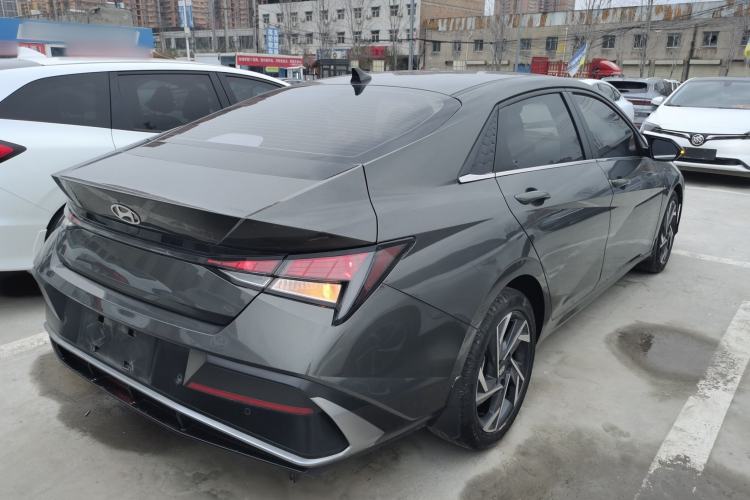 Used Hyundai Elantra 2023 1.5L CVT GLX Elite Edition Rear Right 45 Deg