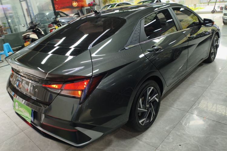 Used Hyundai Elantra 2023 1.5L CVT GLX Elite Edition Rear Right 45 Deg
