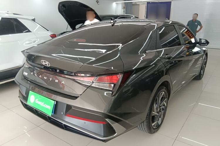 Used Hyundai Elantra 2023 1.5L CVT GLX Elite Edition Rear Right 45 Deg