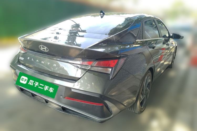 Used Hyundai Elantra 2023 1.5L CVT GLX Elite Edition Rear Right 45 Deg