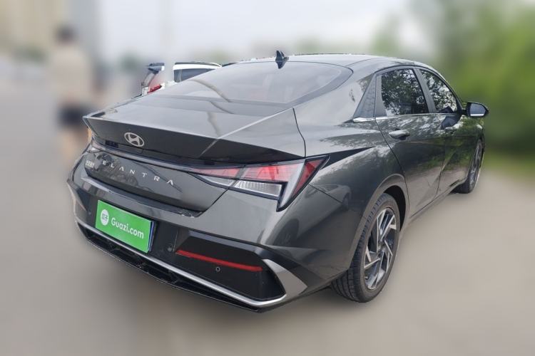 Used Hyundai Elantra 2023 1.5L CVT GLX Elite Edition Rear Right 45 Deg