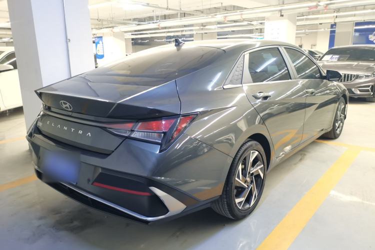 Used Hyundai Elantra 2023 1.5L CVT GLX Elite Edition Rear Right 45 Deg