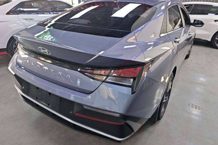 Used Hyundai Elantra 2023 1.5L CVT GLX Elite Edition Rear Right 45 Deg