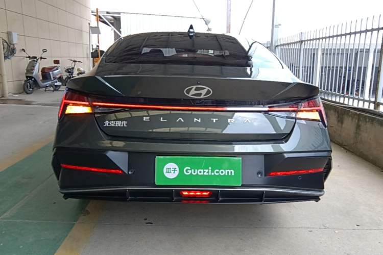 Used Hyundai Elantra 2023 1.5L CVT LUX Prestige Edition Rear