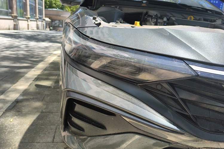 Used Hyundai Elantra 2023 1.5L CVT LUX Prestige Edition Right Front Headlight