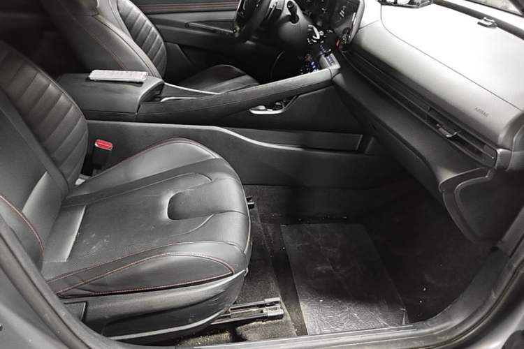 Used Hyundai Elantra 2023 240TGDi DCT N Line LUX Prestige Edition Right Front Seat