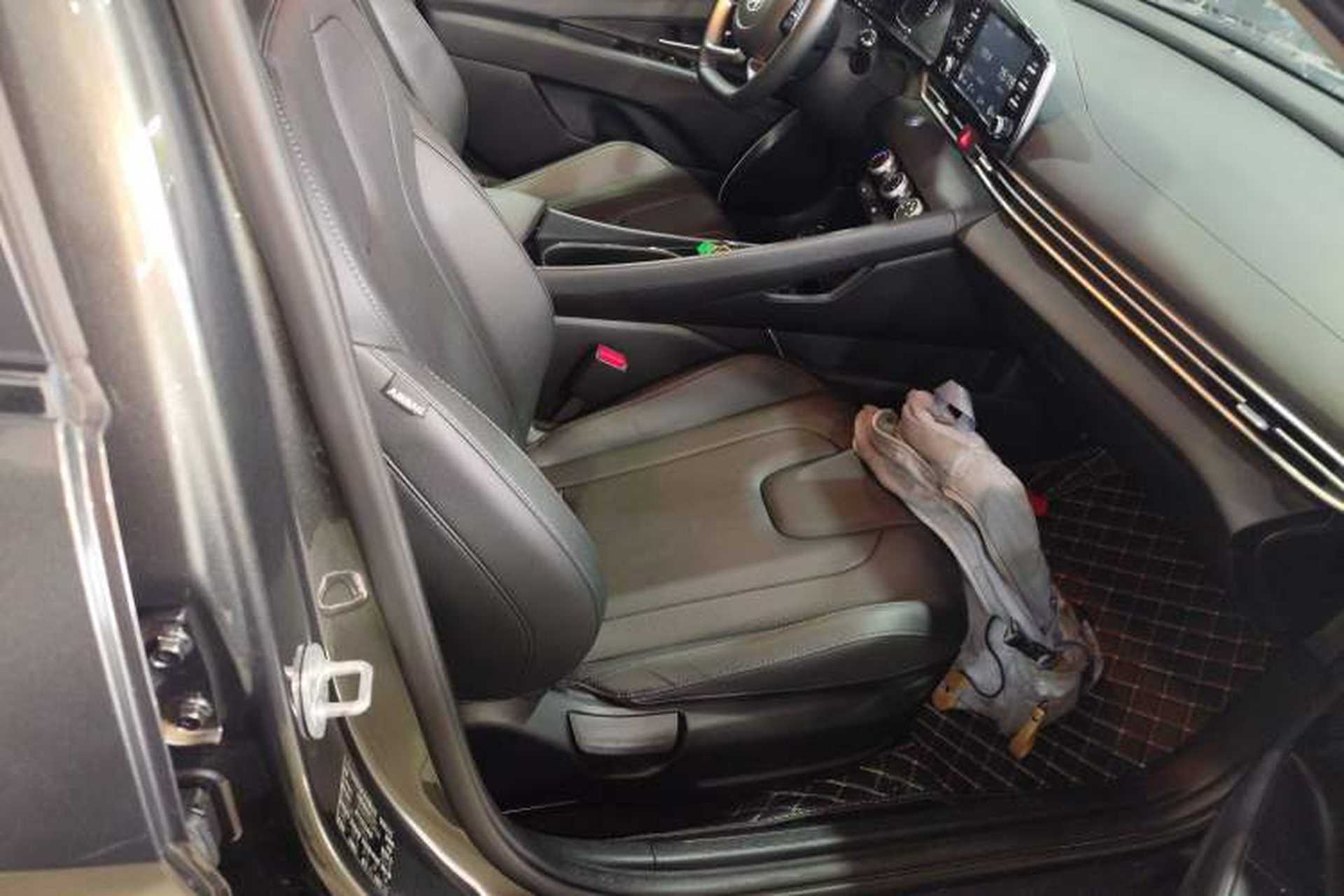 Used Hyundai Elantra 2023 1.5L CVT GLX Elite Edition Right Front Seat