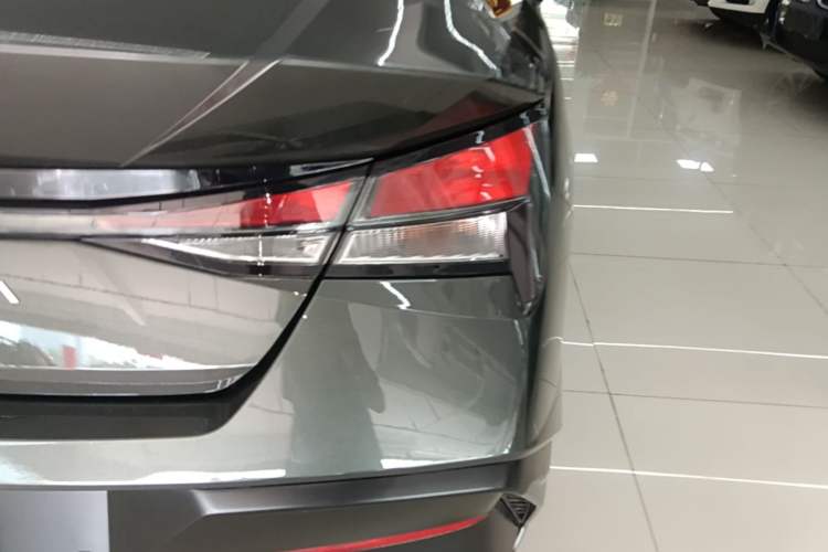 Used Hyundai Elantra 2023 1.5L CVT GLX Elite Edition Right Rear Taillight