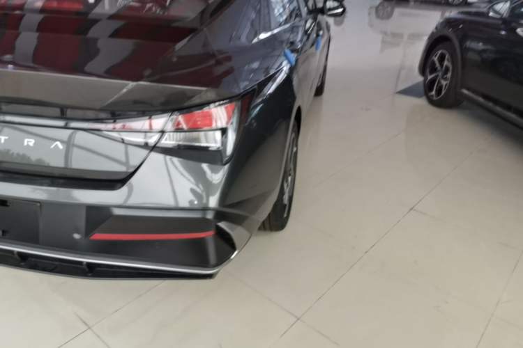 Used Hyundai Elantra 2023 1.5L CVT GLX Elite Edition Right Rear Taillight