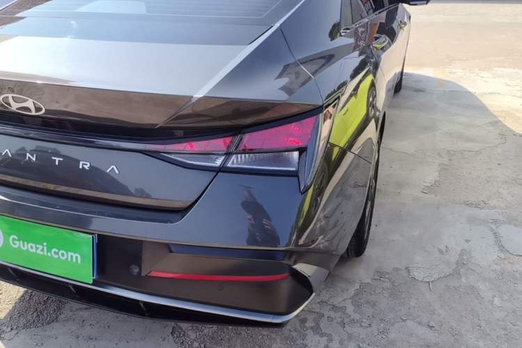 Used Hyundai Elantra 2023 1.5L CVT GLX Elite Edition Right Rear Taillight