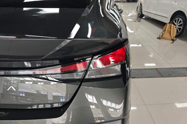 Used Hyundai Elantra 2023 1.5L CVT GLX Elite Edition Right Rear Taillight