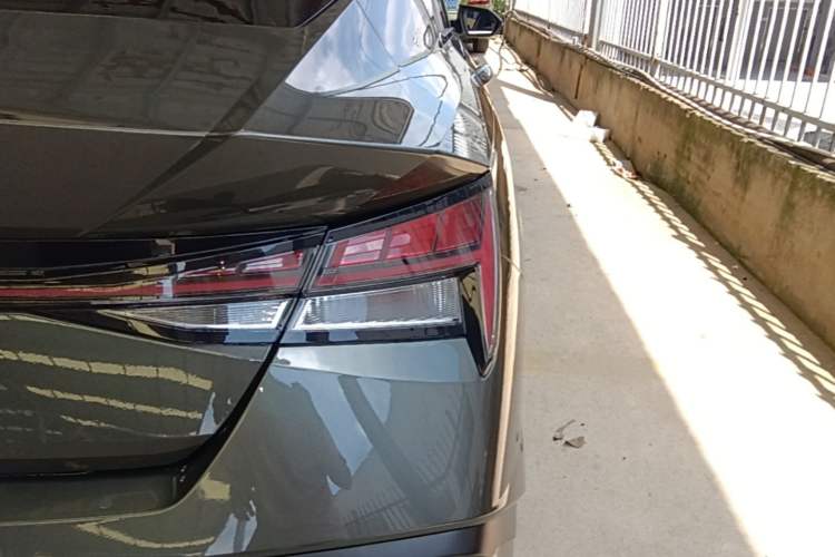 Used Hyundai Elantra 2023 1.5L CVT LUX Prestige Edition Right Rear Taillight