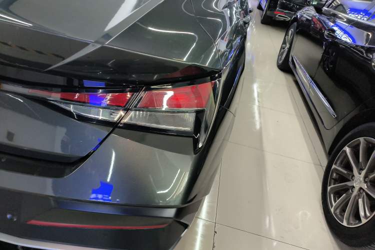 Used Hyundai Elantra 2023 1.5L CVT GLX Elite Edition Right Rear Taillight
