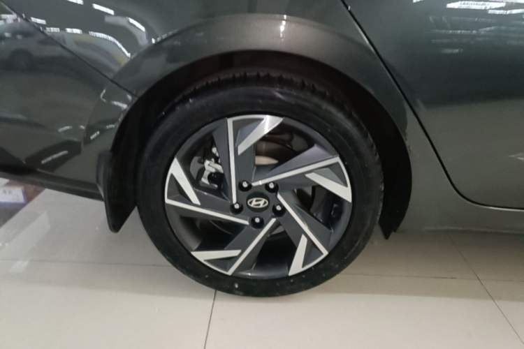 Used Hyundai Elantra 2023 1.5L CVT GLX Elite Edition Right Rear Wheel Hub