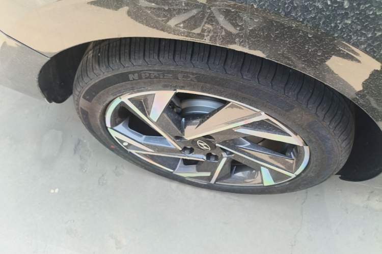 Used Hyundai Elantra 2023 1.5L CVT GLX Elite Edition Right Rear Wheel Hub