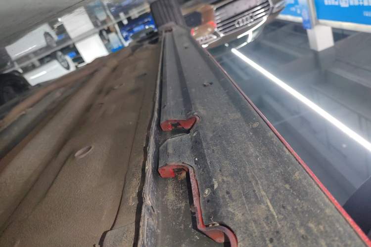 Used Hyundai Elantra 2023 240TGDi DCT N Line GLX Elite Edition Right Side Sill