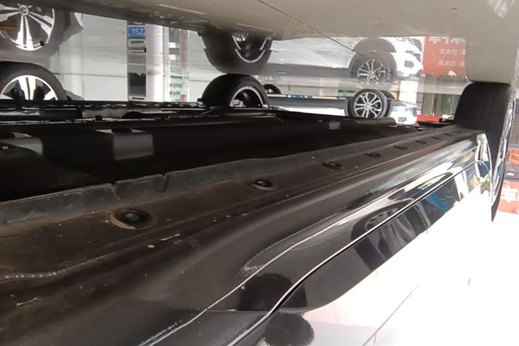 Used Hyundai Elantra 2023 1.5L CVT GLX Elite Edition Right Side Sill