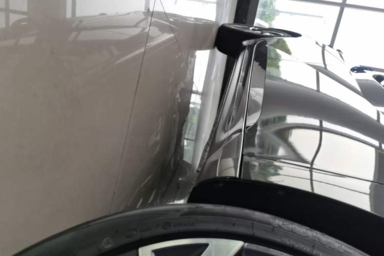 Used Hyundai Elantra 2023 1.5L CVT GLX Elite Edition Right Side Sill