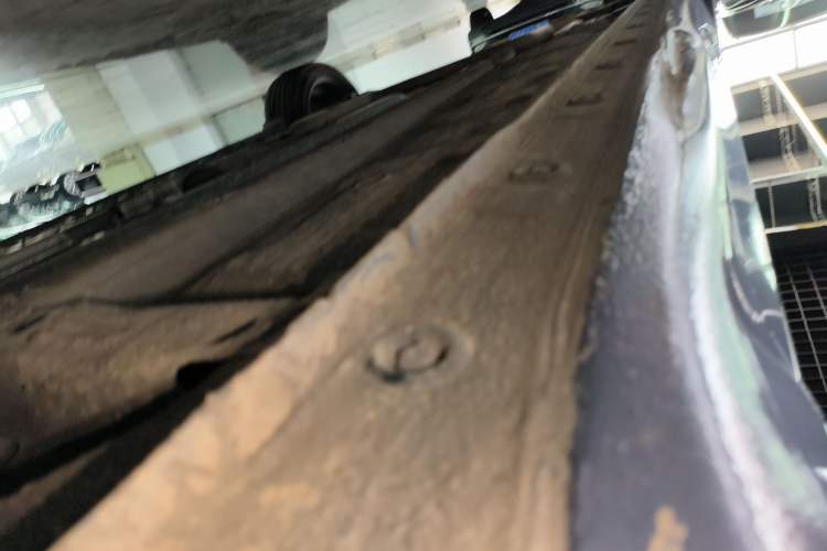 Used Hyundai Elantra 2023 1.5L CVT GLX Elite Edition Right Side Sill