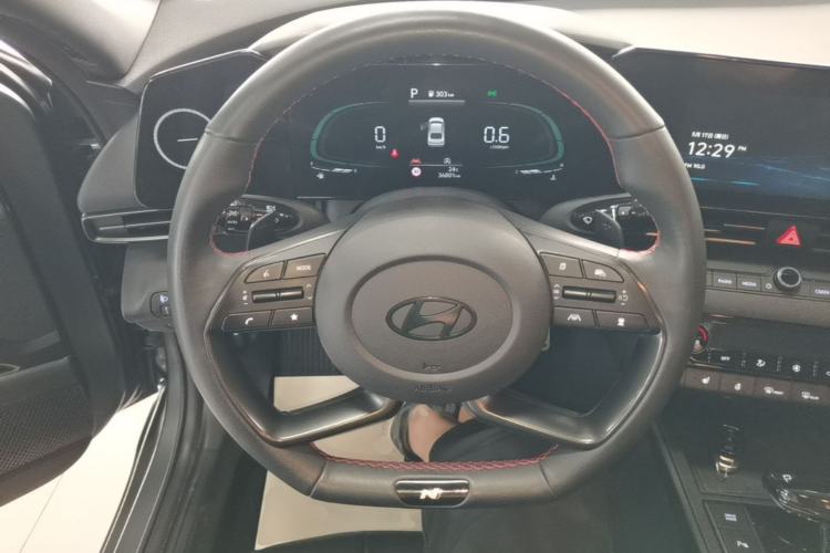 Used Hyundai Elantra 2023 240TGDi DCT N Line LUX Prestige Edition Steering Wheel