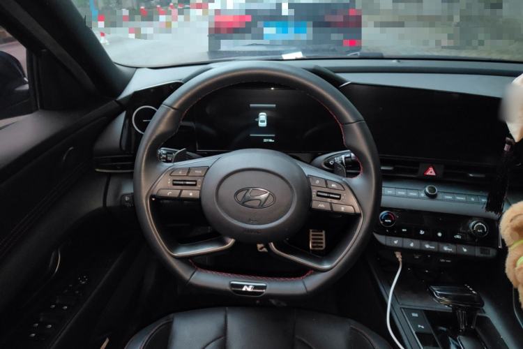 Used Hyundai Elantra 2023 240TGDi DCT N Line LUX Prestige Edition Steering Wheel