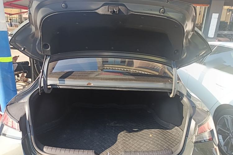 Used Hyundai Elantra 2023 1.5L CVT GLX Elite Edition Trunk