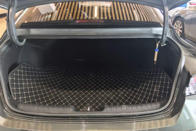 Used Hyundai Elantra 2023 1.5L CVT GLX Elite Edition Trunk
