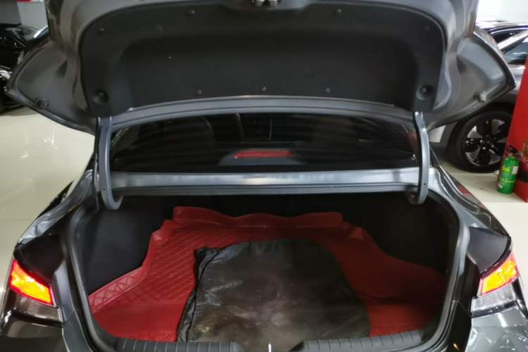 Used Hyundai Elantra 2023 1.5L CVT GLX Elite Edition Trunk