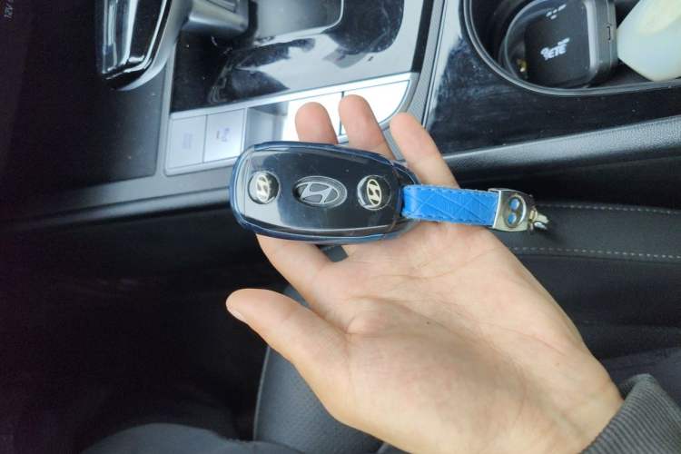 Used Hyundai Elantra 2023 1.5L CVT GLX Elite Edition Vehicle Key