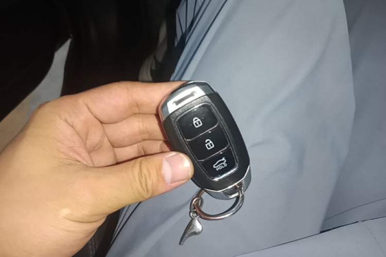 Used Hyundai Elantra 2023 1.5L CVT GLX Elite Edition Vehicle Key
